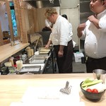 創作串揚げ つだ - カウンターからの揚げ場