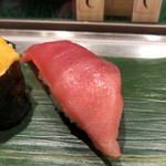 寿司 魚がし日本一 - 中トロ