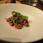 30年8月　牛ハツとキャビアのタルタル