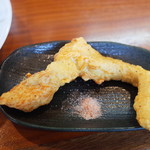 らーめん 四恩 - ジョージの唐揚げ１ケ８０円