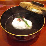 白魚真丈の椀。