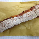 プレザン - 大納言と有機ココナッツのフランスパン（日替わりパン）