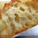 プレザン - 有機レモンピールのフランスパンの断面