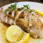 ナガタ店 - 鶏胸肉のソテー（山椒バター）…800円～