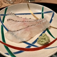 割烹たいら - 和歌山で獲れた「メイチダイ」のお造り