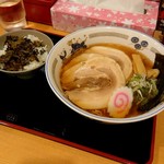 めん六や - 