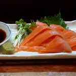 いかやき やまげん - サーモンの造り