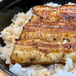 うな正