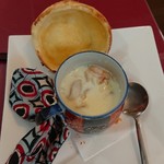 シュシュ エルミタージュ - 開けると熱々