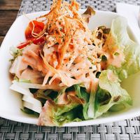 R restaurant & bar - 