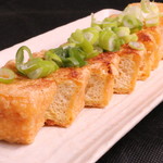 Tochio Bishamondo's grilled aburage/grilled natto sandwich