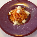 ラ ヴィオレッタ - スパゲットーニ　浜松産フルーツトマト、フレッシュモッツァレラ