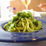 ラ ヴィオレッタ - リングイネ　師崎産ひらめ、ジェノベーゼ