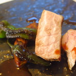 ラ ヴィオレッタ - 鹿児島県鹿屋ふくどめ小牧場さんの豚「純血チンタセネーゼ」のグリル