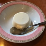 天竺薬膳 北印度料理 みらん - ﾃﾞｻﾞｰﾄ(ｺｺﾅｯﾂﾐﾙｸのﾌﾟﾘﾝ)