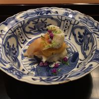 山﨑 - いしがきがい 黄身酢 花穂紫蘇 酢橘