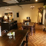 a.cafe - 店内
