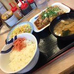 松屋 - 鶏のバター醤油炒め定食（＾∇＾）