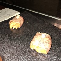 くずし鉄板 あばぐら 神田店 - 黒毛和牛うに巻き
