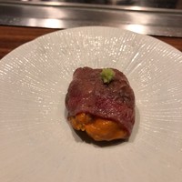 くずし鉄板 あばぐら 神田店 - 黒毛和牛うに巻き