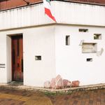 オステリア　オルカドーロ - 街角に佇む感じのお店