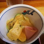 揚げたて天ぷら はまだ - サラダ  玉子焼きが美味しい