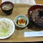 An. - ステーキ丼