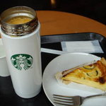 スターバックス コーヒー - マンゴーパッションティーフラペチーノ