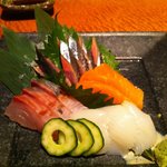 刺身盛り合わせ（M)　1,100円