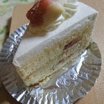 ブーランジェリー スルジェ - いちじくのショートケーキ