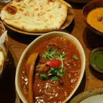 カッチャル バッチャル - ポークビンダルカレー