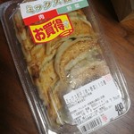 冠生園 - 餃子１０個で４００円！