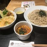 ISOGAMI　FRY　BAR - チーラーざる蕎麦と野菜天丼、蕎麦大盛り