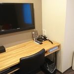 東急ステイ五反田 - テレビ、机