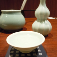 瓢嘻 八重洲店 - 繊細な柄と色合いの涼やかな酒器