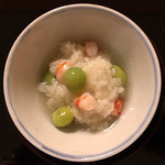 御料理 寺沢 - 車海老と藤九郎銀杏の飯蒸し