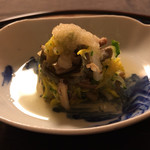 御料理 寺沢 - 松茸､しめじ､芋茎､薇､胡瓜､菊花の霙和え