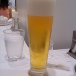 Tsurutontan Toppu Shefuzu - 生ビールを頼みました