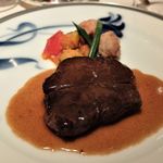 アピシウス - 北海道産短角牛サーロイン　熟成肉のポワレとそのシンプルなジュのソース