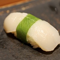 すし屋のさい藤 札幌本店 - ホタテ