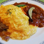 日比谷松本楼 - 「オムレツライス　トマトチキンカレーソース（ミニサラダ付き）￥1,180」