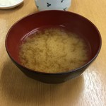 とんかつ山家 上野店 - しじみの味噌汁