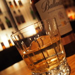 BAR HARRYS - 