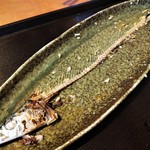 ようちゃん - 本日のお魚定食　生さんま　焼さんまの骨