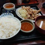 Uchuuken Shokudou - とんバラ定食 \680