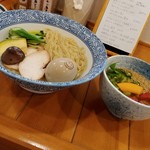 らーめん森や。 - 森の冷やしつけ麺inがごめ(オクラ入りVer.)・カリフリ味付玉子増し