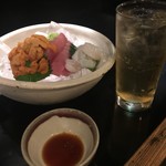 やきとり処杉菜 - 刺し盛り、 ハイボール いい色です