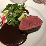 リストランテ カッパス - メインはあか牛。牛のうまみの濃縮感がすごい