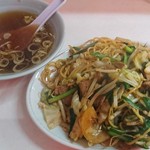 珍々軒 - レバニラ焼きそば \850