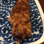 鳥田中 - 袖元って他の店では滅多にお目にかからないです　弾力があっていつまでも噛んでいたくなります